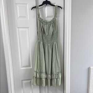 Elegant Green Sleeveless Dress